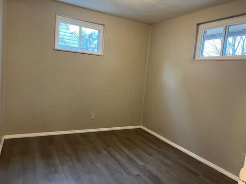 Tiny photo for 1559 Vilardo Lane, Columbus, OH 43227 (MLS # 225045878)