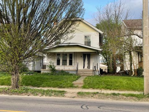 Photo of 200 N Hague Avenue, Columbus, OH 43204 (MLS # 226012964)
