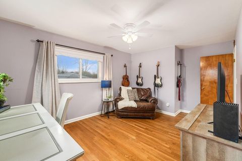 Tiny photo for 497 Catawba Avenue, Westerville, OH 43081 (MLS # 226000666)