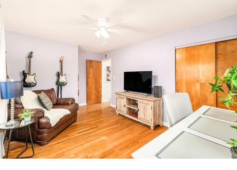 Tiny photo for 497 Catawba Avenue, Westerville, OH 43081 (MLS # 226000666)