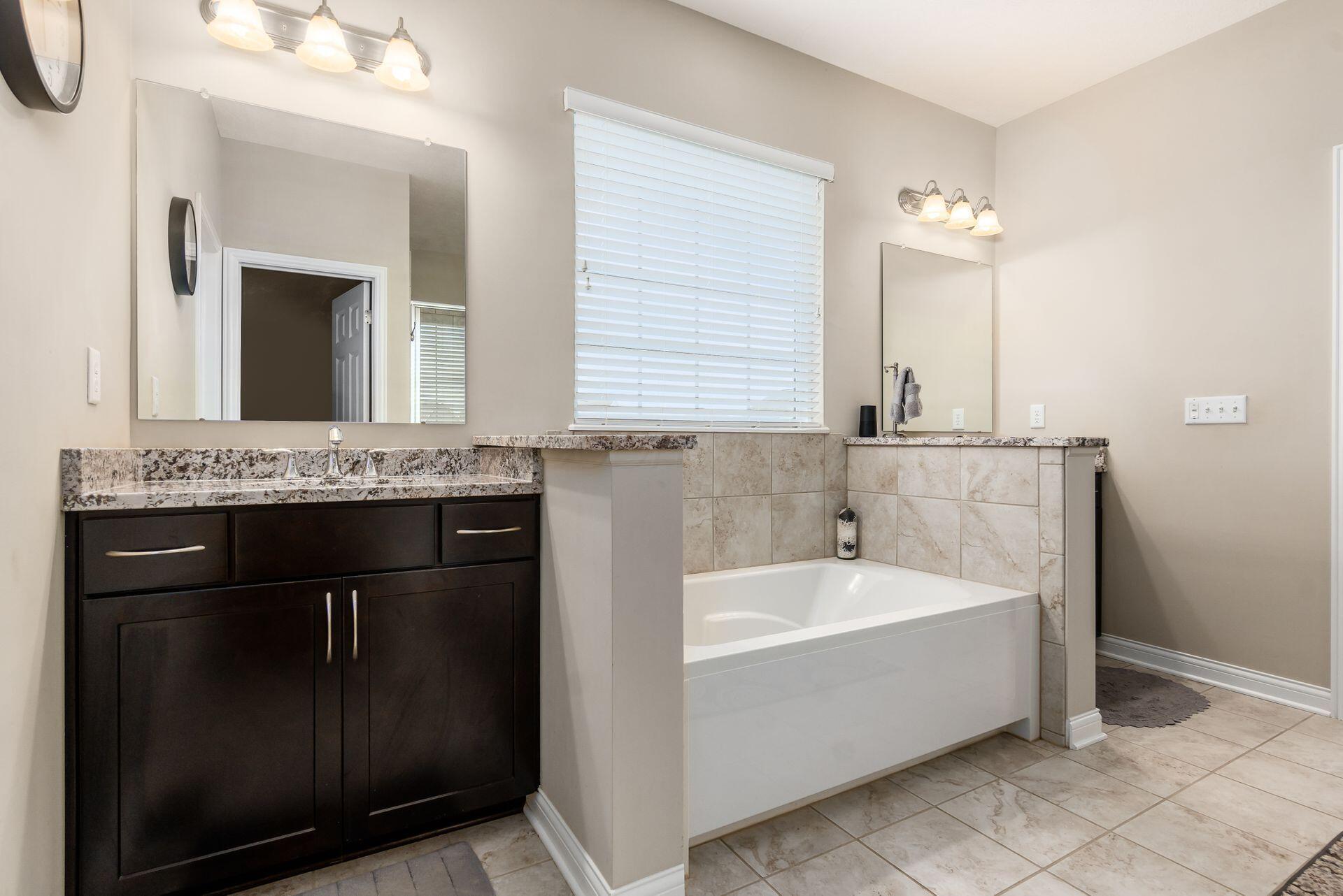 5645 Barronsmore Way, Dublin, Ohio image 39