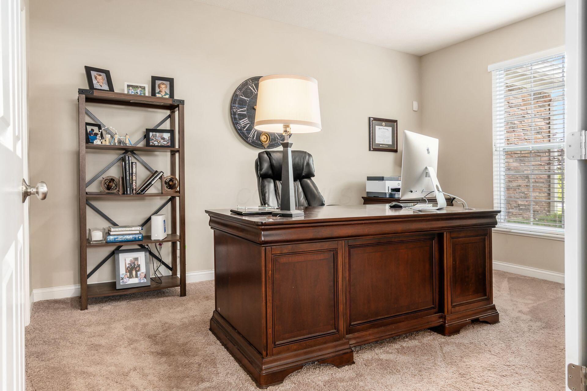 5645 Barronsmore Way, Dublin, Ohio image 11