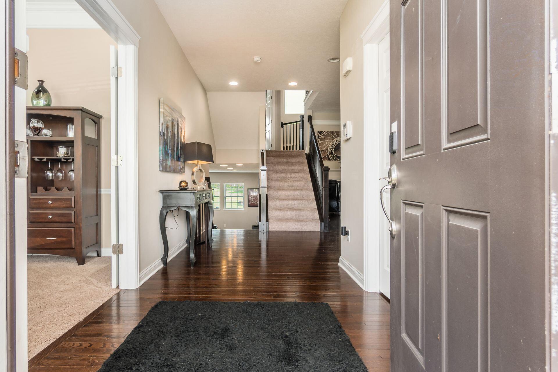 5645 Barronsmore Way, Dublin, Ohio image 6