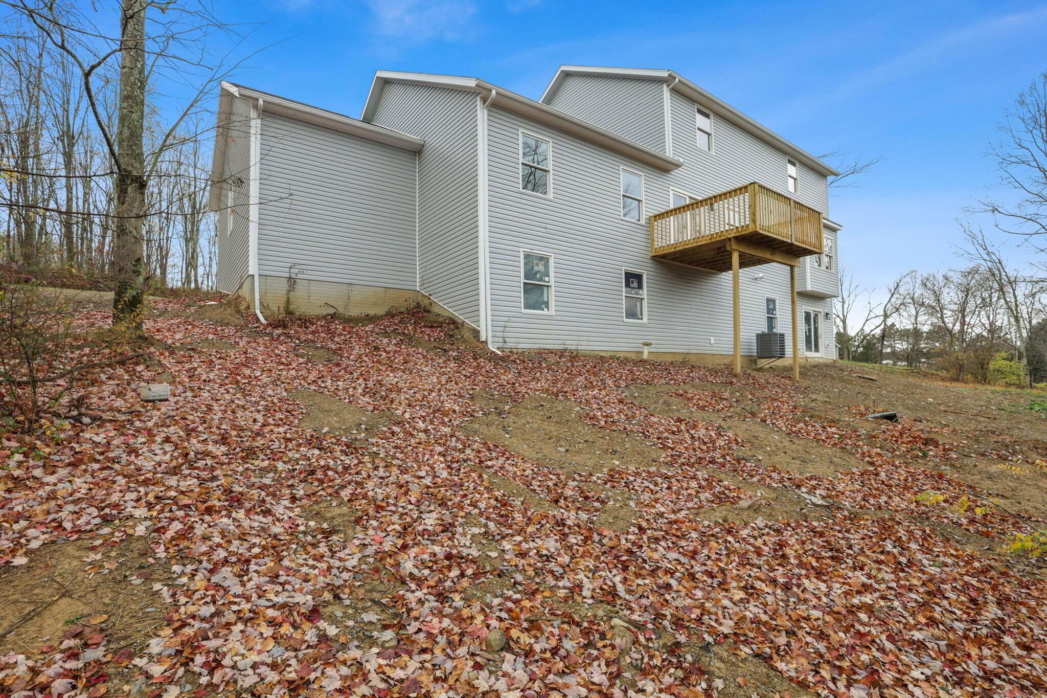 3070 Corbin Drive, Zanesville, Ohio image 30