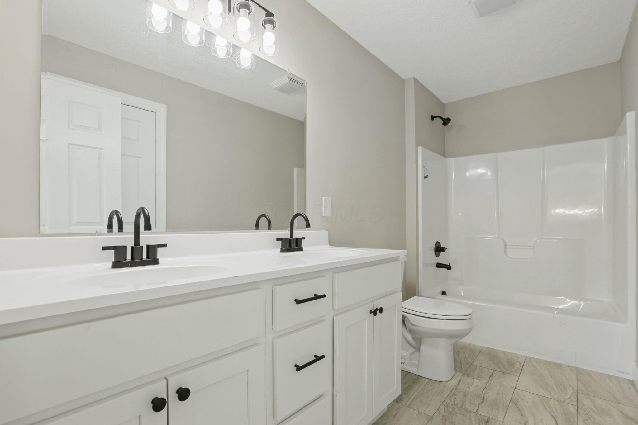 3070 Corbin Drive, Zanesville, Ohio image 27