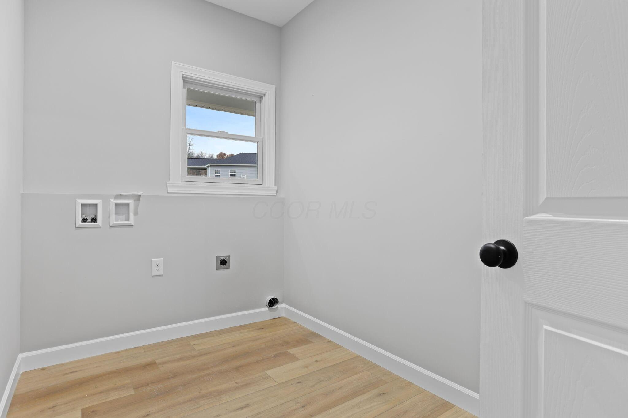 3070 Corbin Drive, Zanesville, Ohio image 13