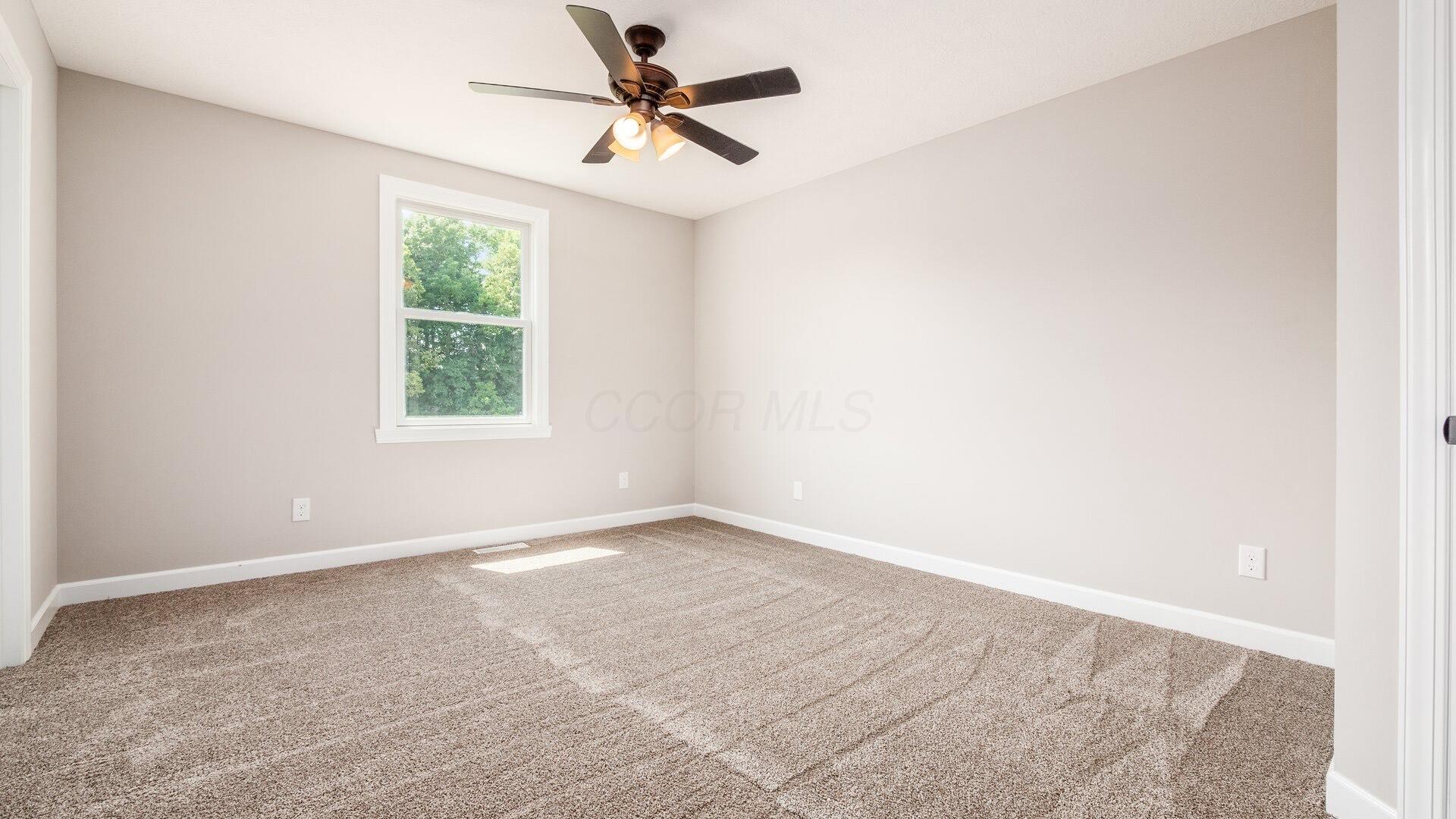 3070 Corbin Drive, Zanesville, Ohio image 25