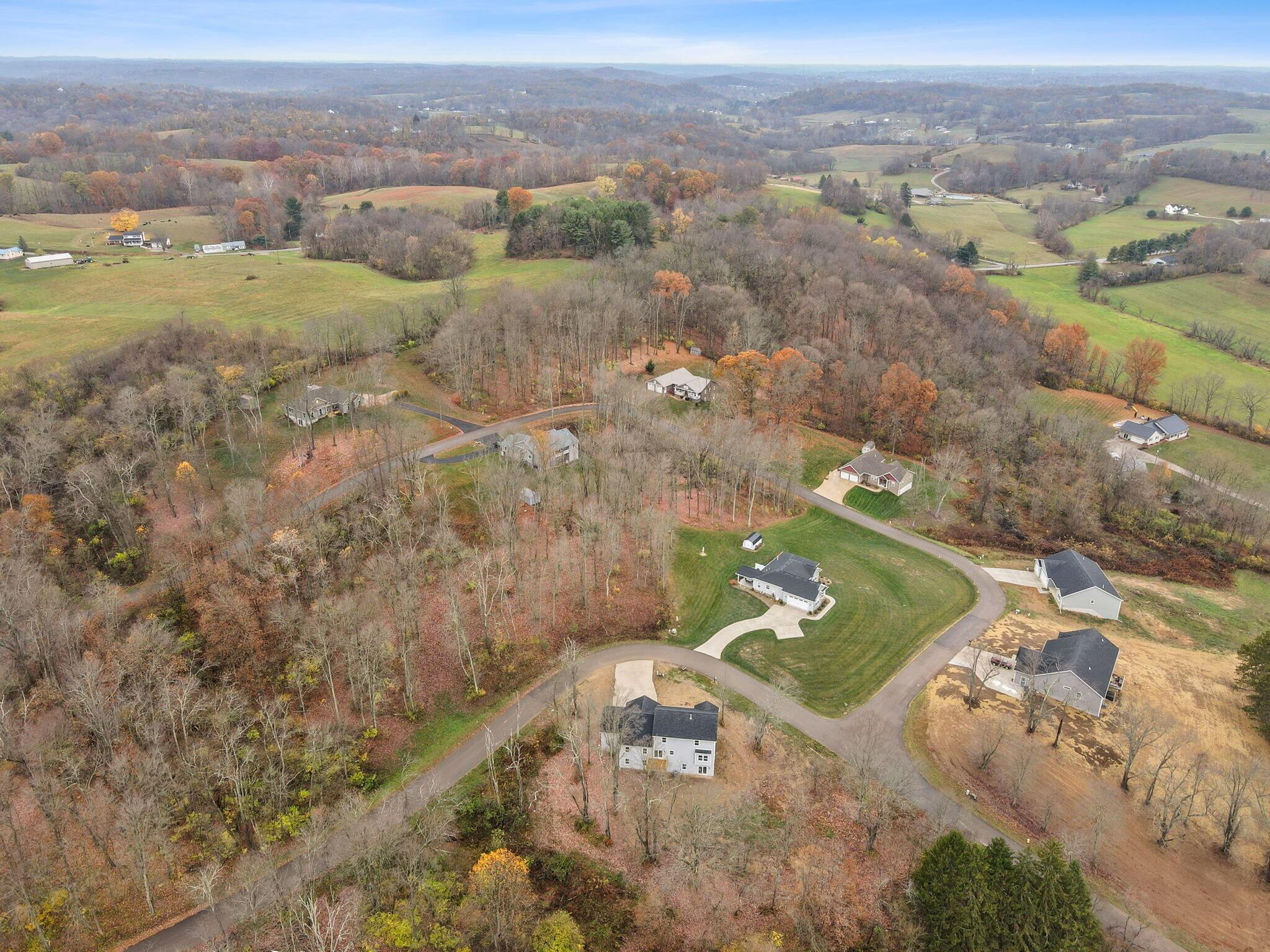 3070 Corbin Drive, Zanesville, Ohio image 33