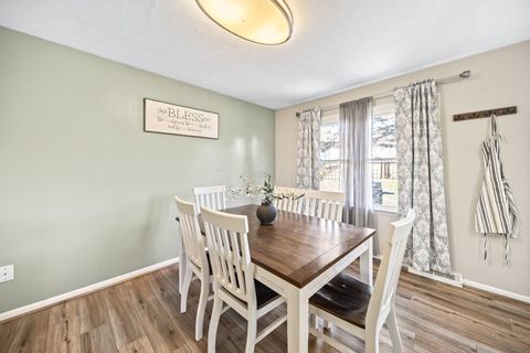 Tiny photo for 512 Hilltop Drive, Bellefontaine, OH 43311 (MLS # 225041091)