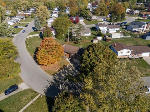 Tiny photo for 512 Hilltop Drive, Bellefontaine, OH 43311 (MLS # 225041091)