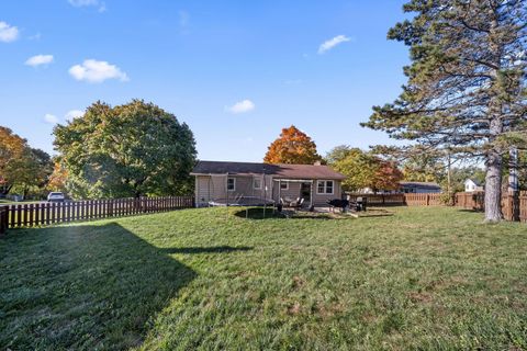 Tiny photo for 512 Hilltop Drive, Bellefontaine, OH 43311 (MLS # 225041091)