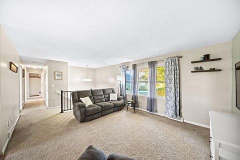 Tiny photo for 512 Hilltop Drive, Bellefontaine, OH 43311 (MLS # 225041091)