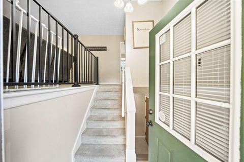 Tiny photo for 512 Hilltop Drive, Bellefontaine, OH 43311 (MLS # 225041091)