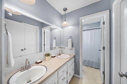 Tiny photo for 512 Hilltop Drive, Bellefontaine, OH 43311 (MLS # 225041091)