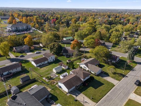 Tiny photo for 512 Hilltop Drive, Bellefontaine, OH 43311 (MLS # 225041091)