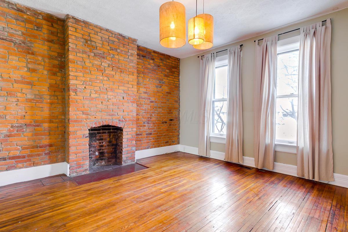 351 W 3rd Avenue