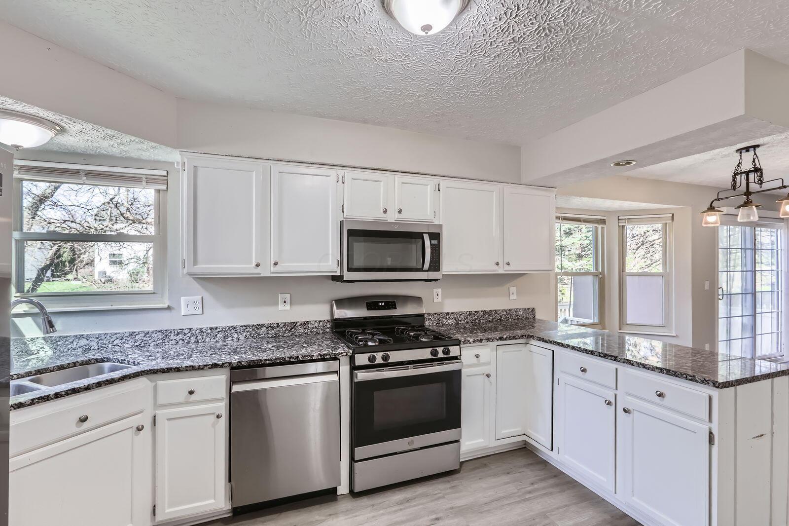 3225 Bellerive Drive, Pickerington, Ohio image 7