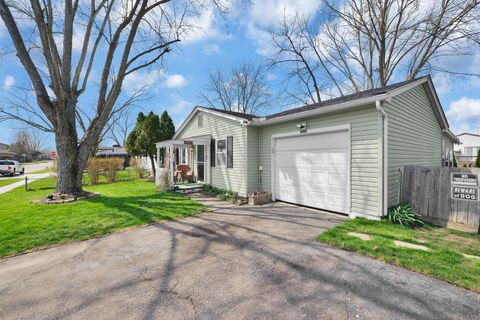 Photo of 6558 Maple Way, Galloway, OH 43119 (MLS # 226009406)