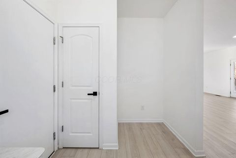 Tiny photo for 2986 Beechwood Drive, Powell, OH 43065 (MLS # 226000481)