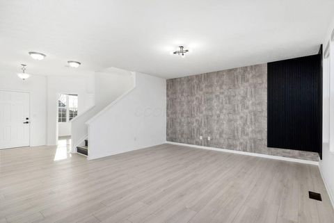 Tiny photo for 2986 Beechwood Drive, Powell, OH 43065 (MLS # 226000481)