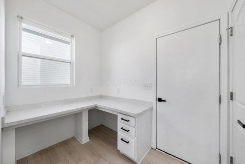 Tiny photo for 2986 Beechwood Drive, Powell, OH 43065 (MLS # 226000481)