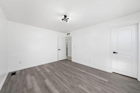 Tiny photo for 2986 Beechwood Drive, Powell, OH 43065 (MLS # 226000481)