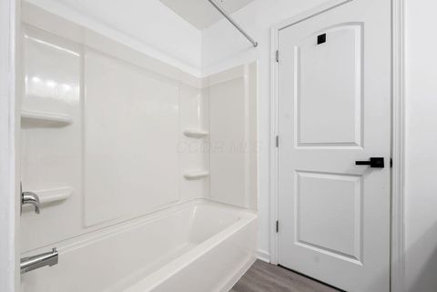 Tiny photo for 2986 Beechwood Drive, Powell, OH 43065 (MLS # 226000481)