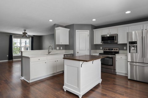 Photo of 5595 Crystal Falls Street 48 #48, Dublin, OH 43016 (MLS # 226028624)