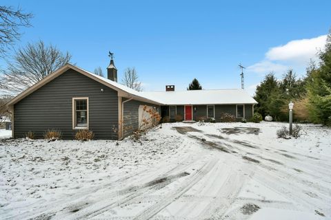 Photo of 309 Vanderbilt Road, Mansfield, OH 44904 (MLS # 226001812)