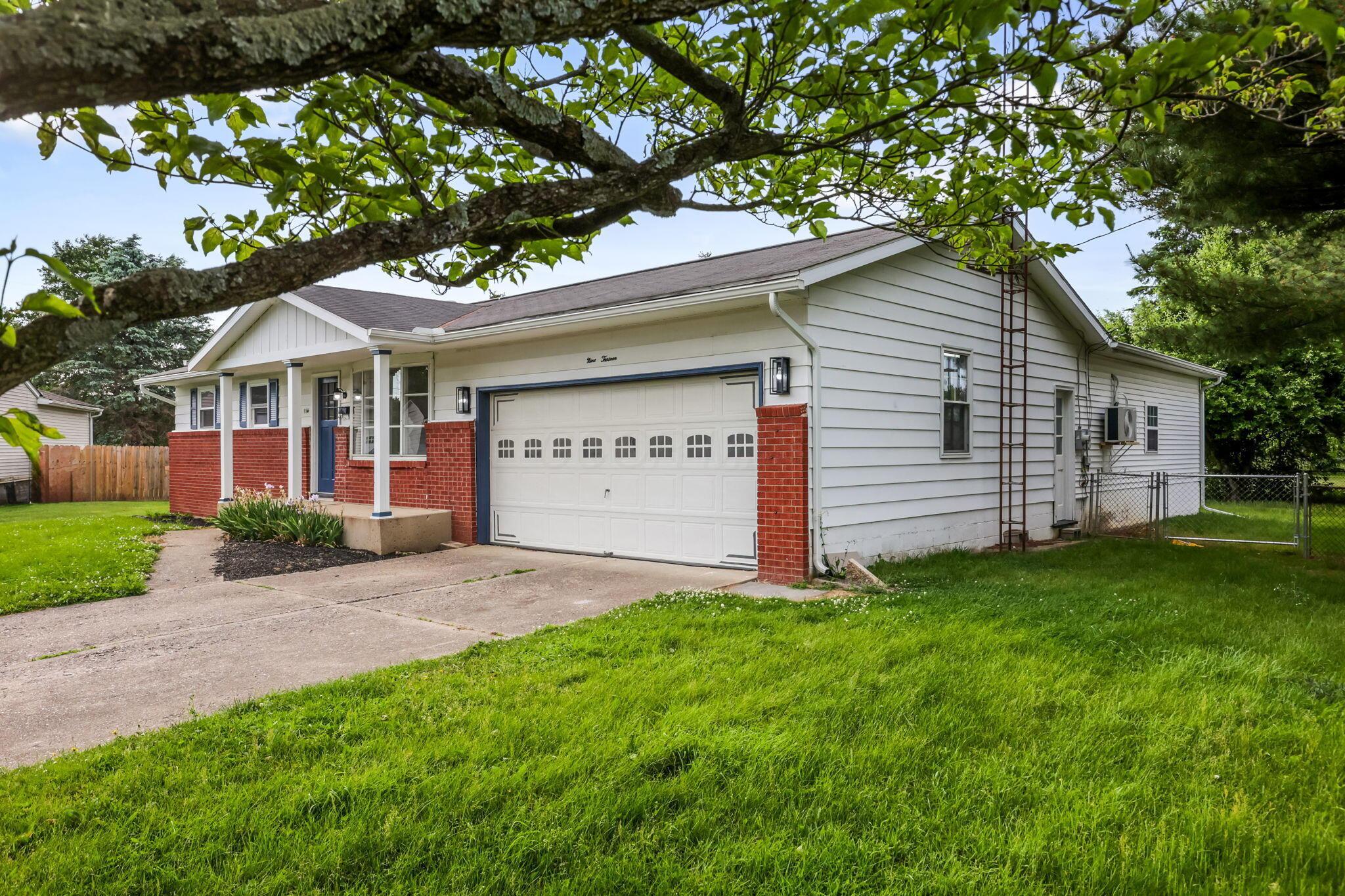 913 Roosevelt Court