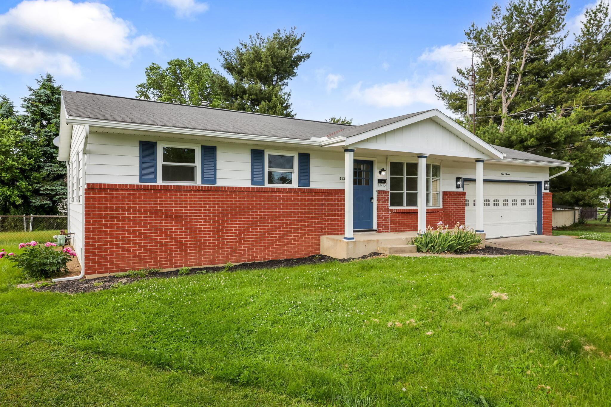 913 Roosevelt Court