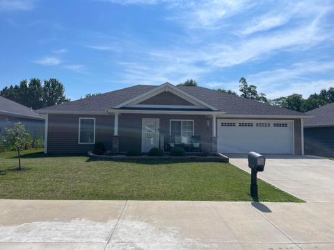 Photo of 1509 Eagle Street, Bellefontaine, OH 43311 (MLS # 226025944)