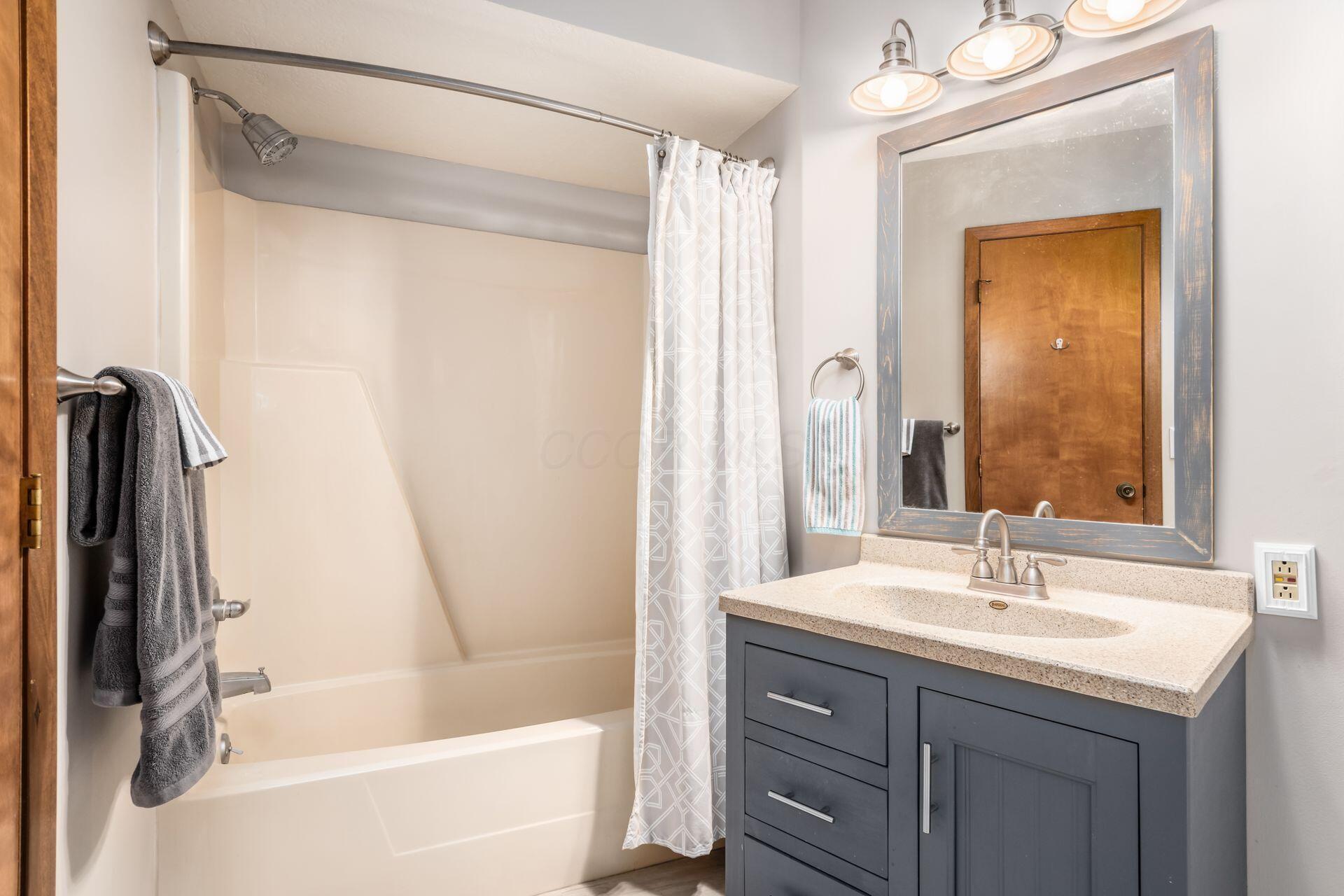 9670 Concord Road, Dublin, Ohio image 25