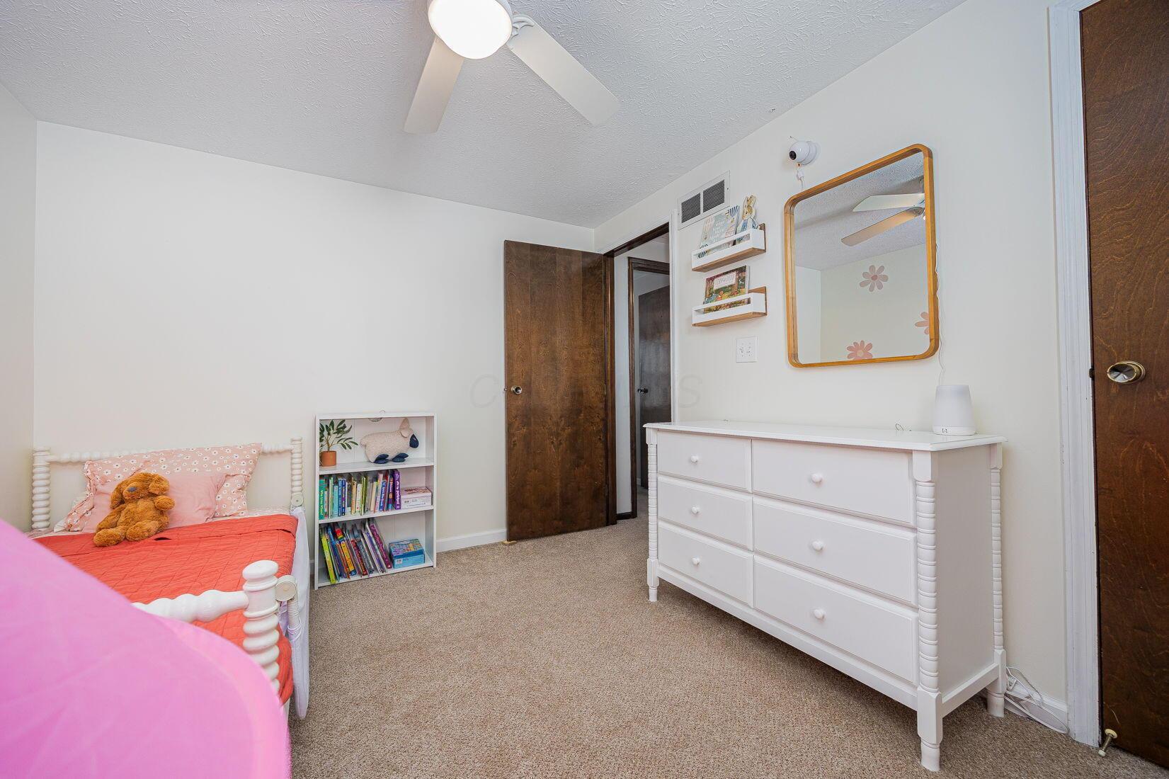 8796 Seabright Drive, Powell, Ohio image 35
