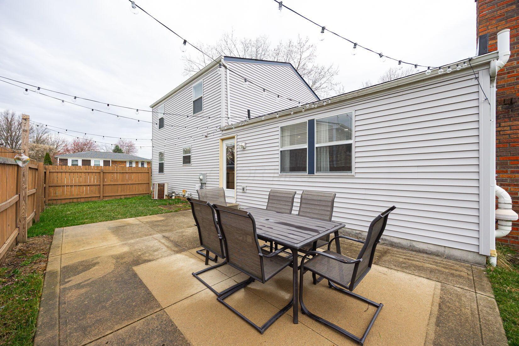 8796 Seabright Drive, Powell, Ohio image 43