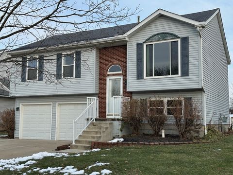 Photo of 164 Glengary Drive, Delaware, OH 43015 (MLS # 225045209)