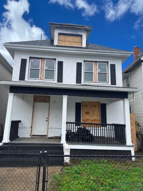 Photo for 83 S Cypress Avenue