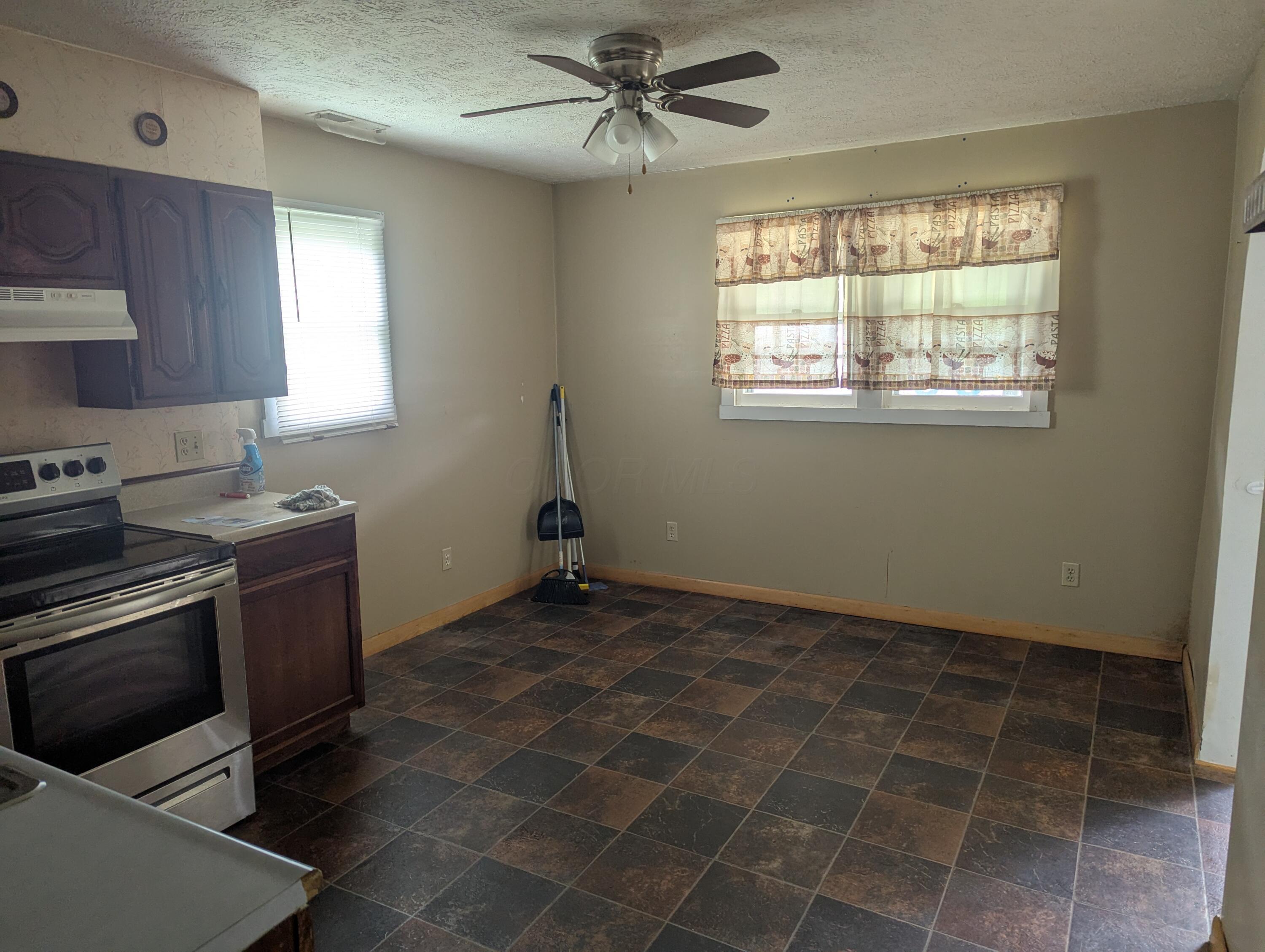10648 State Route 37, New Lexington, Ohio image 7