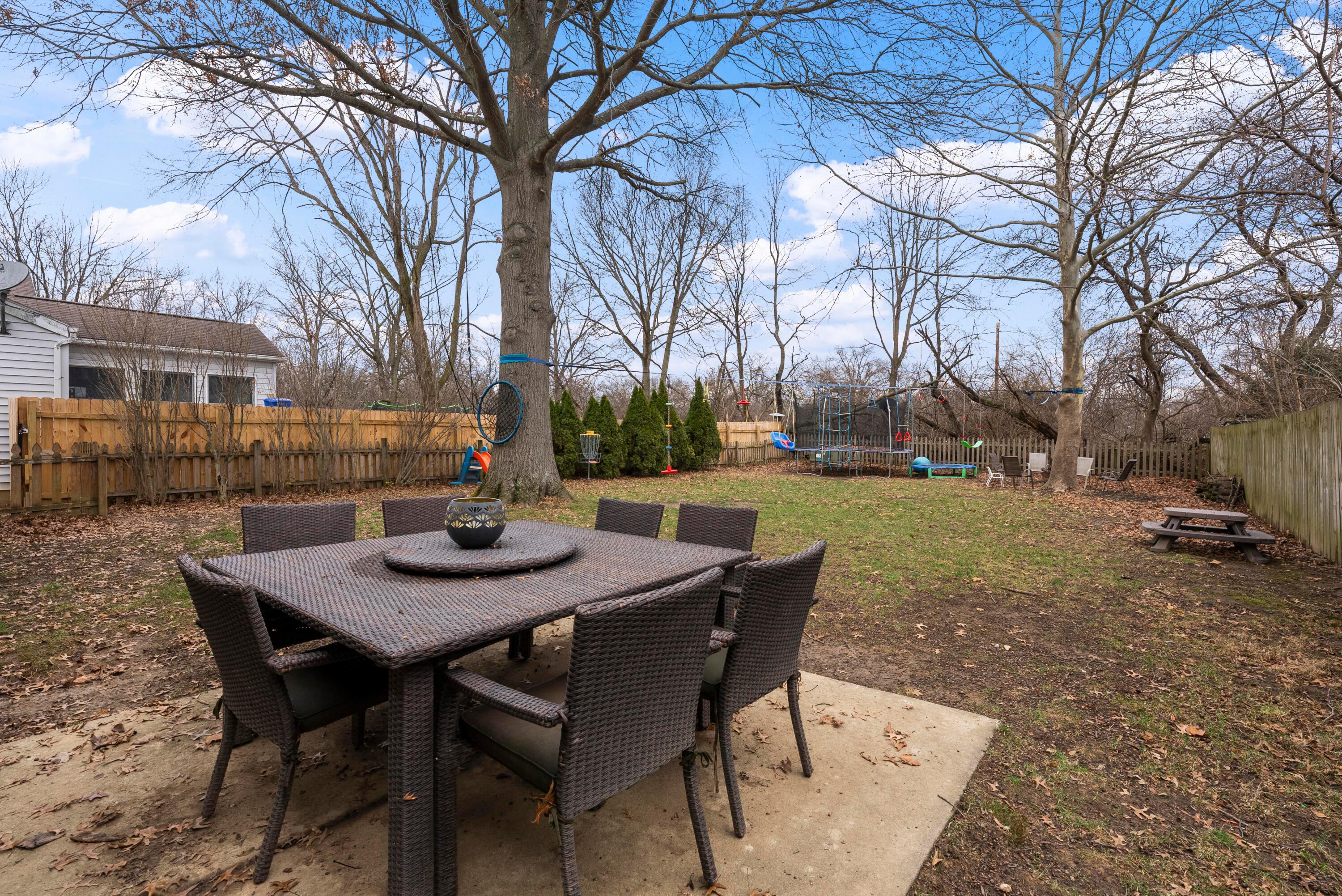 8374 Waco Lane, Powell, Ohio image 22