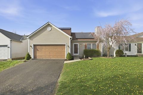 Photo of 8294 Old Ivory Way, Blacklick, OH 43004 (MLS # 226011001)