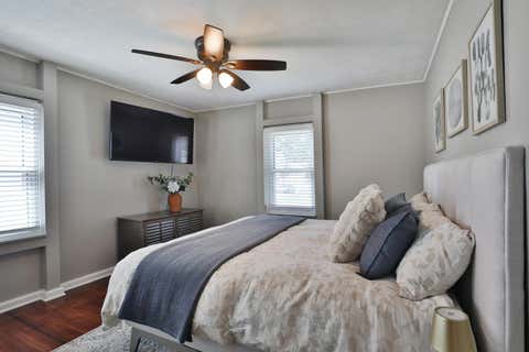 Tiny photo for 91 W Lincoln Avenue, Worthington, OH 43085 (MLS # 226022024)