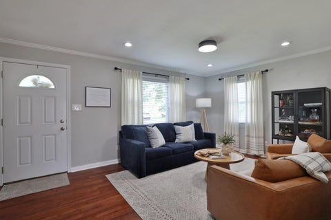 Tiny photo for 91 W Lincoln Avenue, Worthington, OH 43085 (MLS # 226022024)