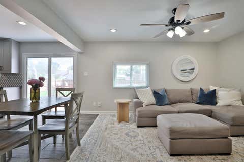 Tiny photo for 91 W Lincoln Avenue, Worthington, OH 43085 (MLS # 226022024)