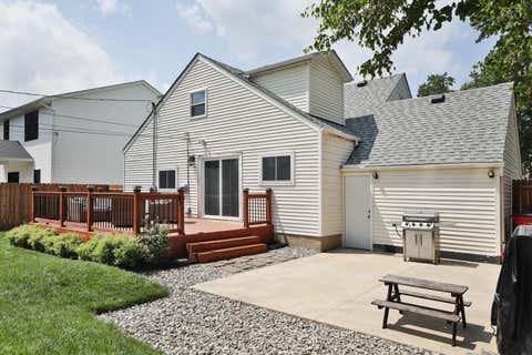 Tiny photo for 91 W Lincoln Avenue, Worthington, OH 43085 (MLS # 226022024)