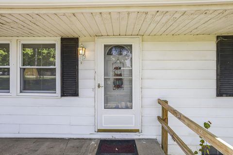 Tiny photo for 8369 Somerset Road, Thornville, OH 43076 (MLS # 225037607)