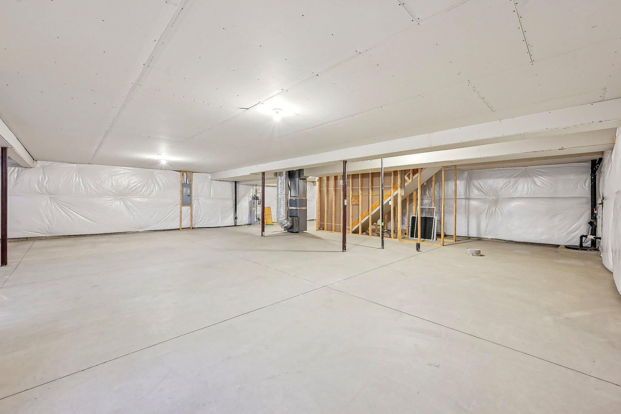 6226 Tournament Drive, Westerville, Ohio image 33