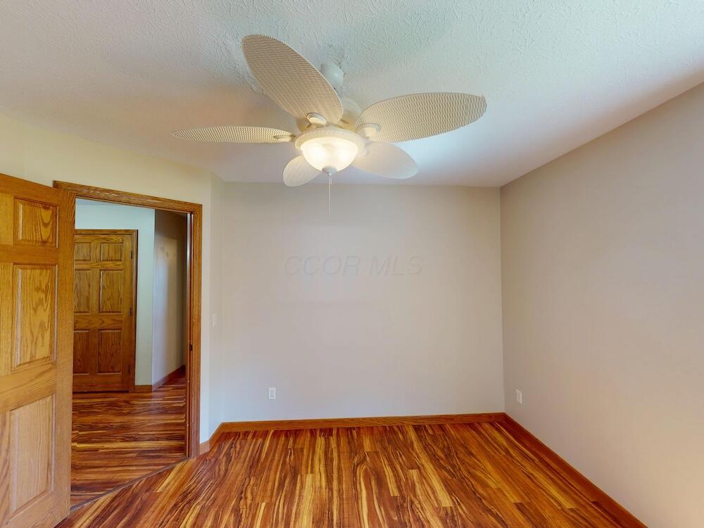 891 Fairway Drive, Howard, Ohio image 24