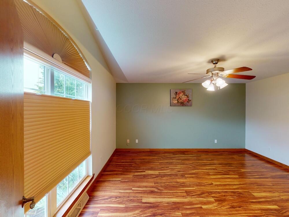 891 Fairway Drive, Howard, Ohio image 21