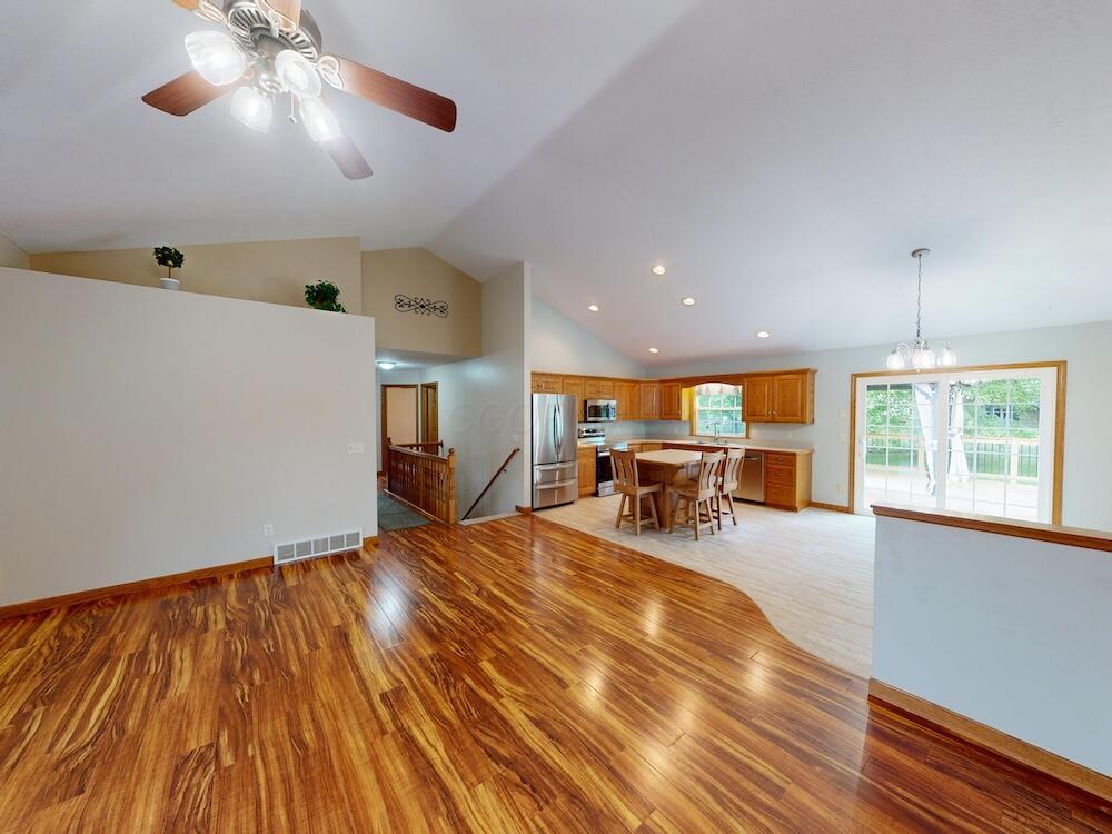 891 Fairway Drive, Howard, Ohio image 10