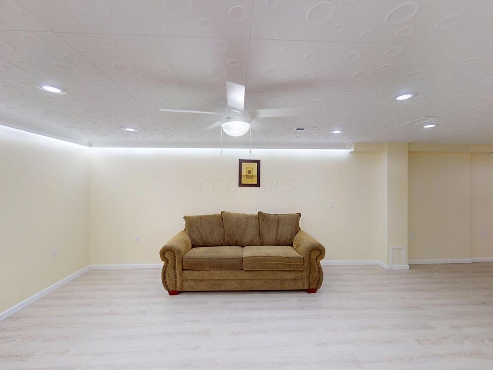 891 Fairway Drive, Howard, Ohio image 37